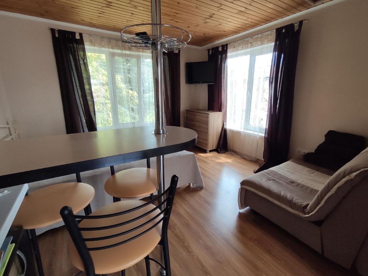 Guest House Odessa Sea Esterno foto